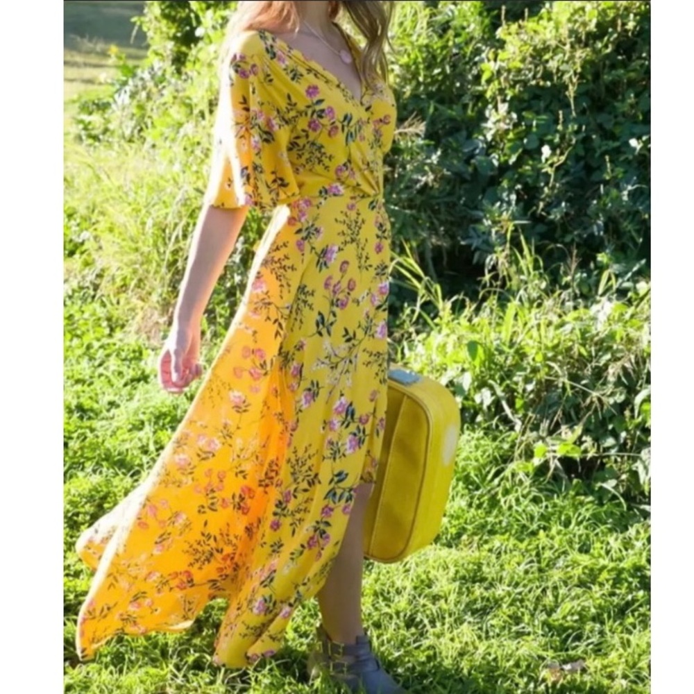 Speechless Ruffle Wrap Midi Dress size L